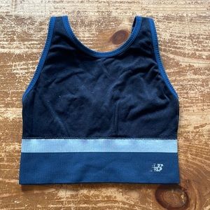 New Balance sports bra / crop top high neck size S